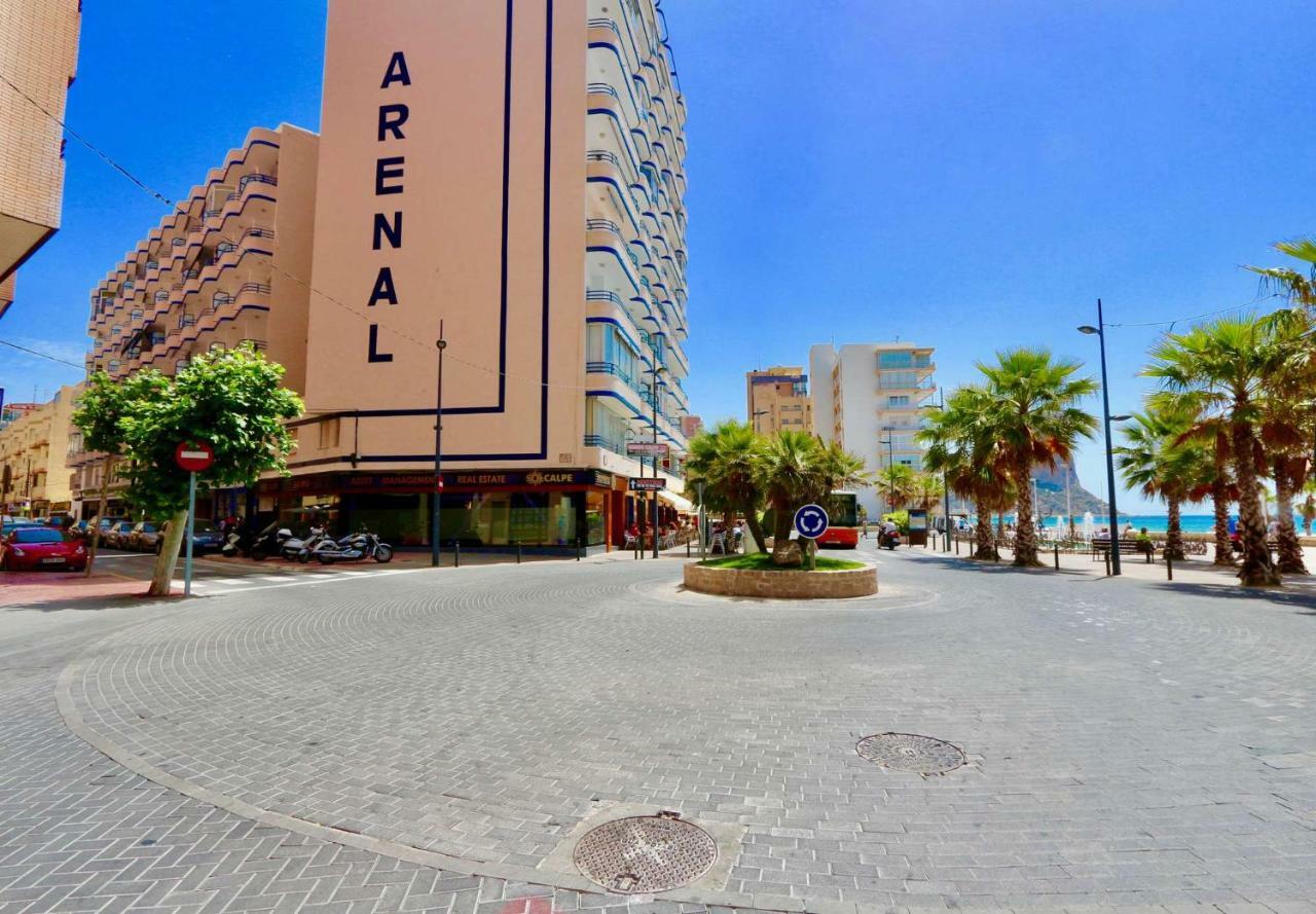 3- Bedroom Apartment In The Centre Of Calpe With Nice Living Room, 1 Bathroom. エクステリア 写真