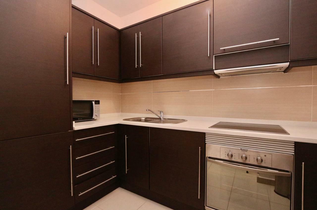 3- Bedroom Apartment In The Centre Of Calpe With Nice Living Room, 1 Bathroom. エクステリア 写真